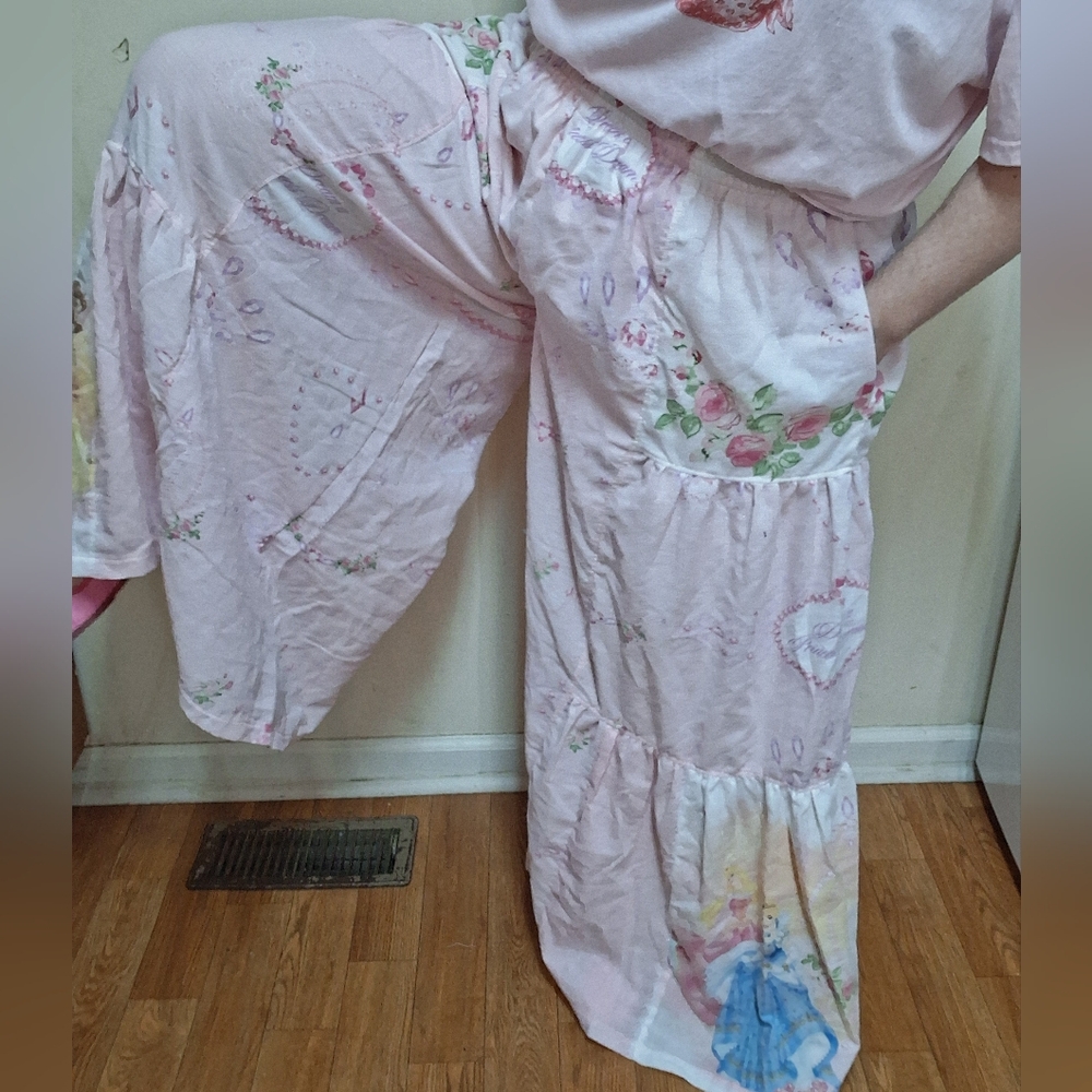Handmade DISNEY Princess Women's Skirt Pants - Picture 10 of 12